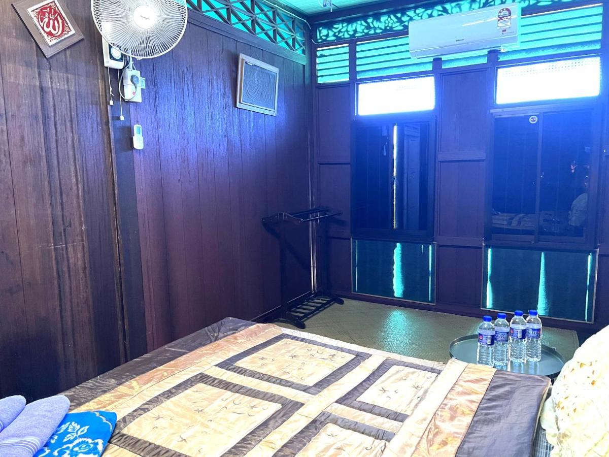 Oyo Home 90495 Homestay Kampung Kota Aur سونغاي بيتاني المظهر الخارجي الصورة