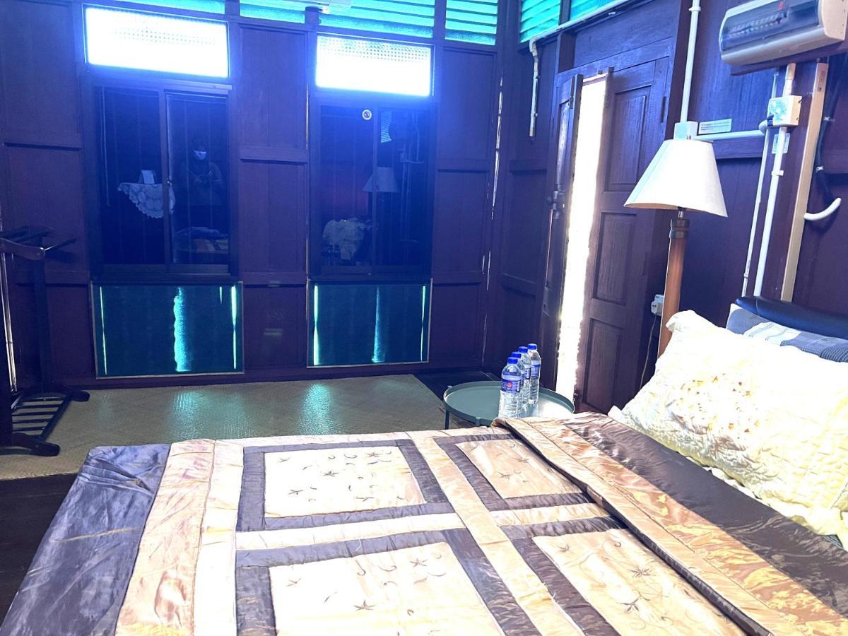Oyo Home 90495 Homestay Kampung Kota Aur سونغاي بيتاني المظهر الخارجي الصورة