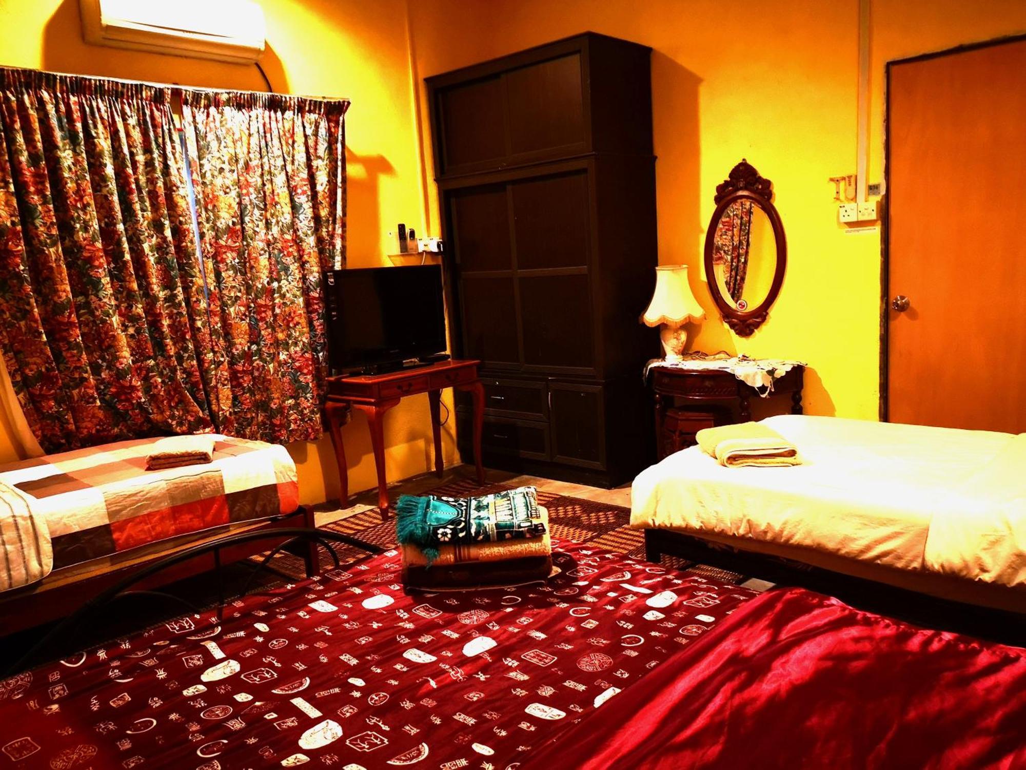 Oyo Home 90495 Homestay Kampung Kota Aur سونغاي بيتاني المظهر الخارجي الصورة